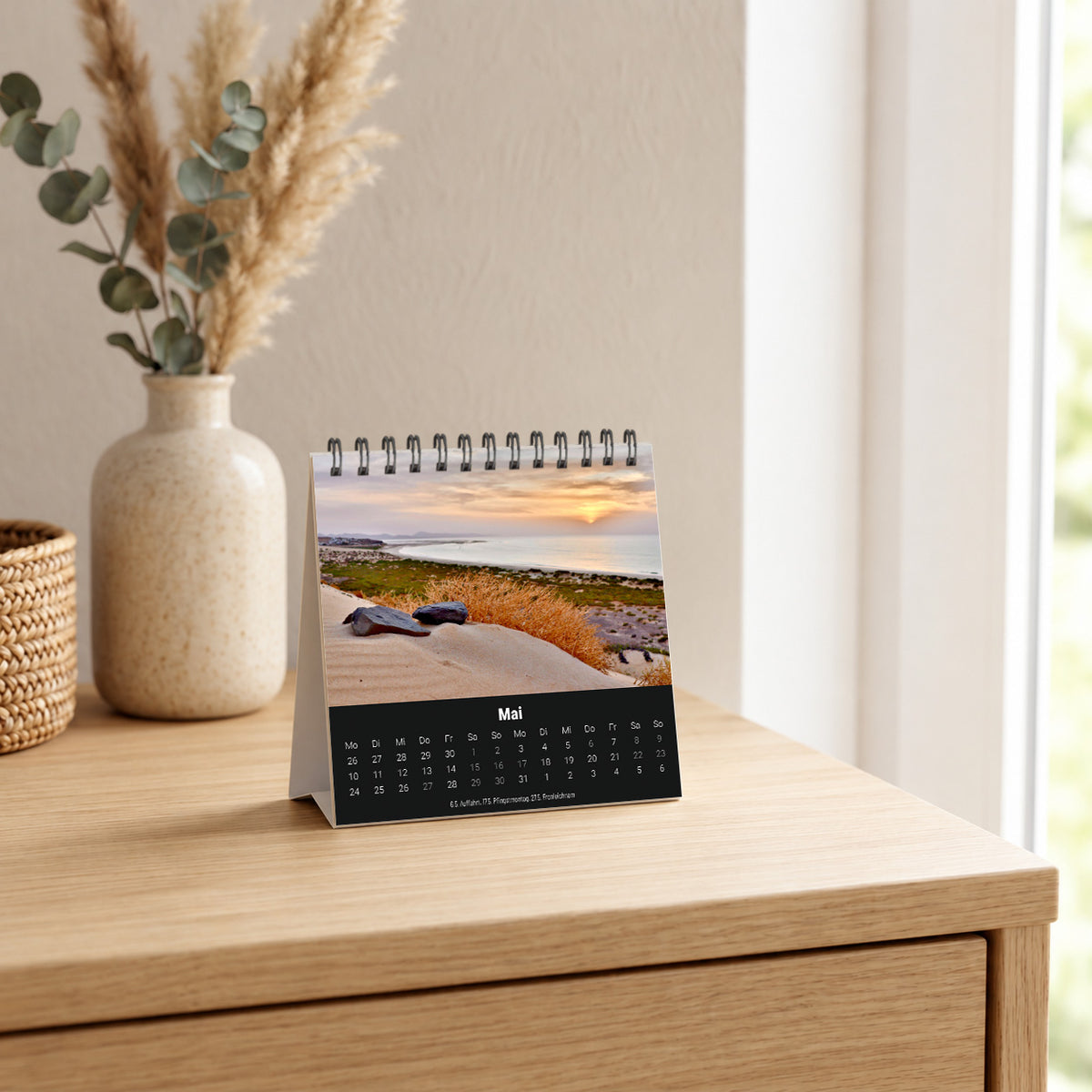 Tischkalender Klassisch 12 × 12 cm